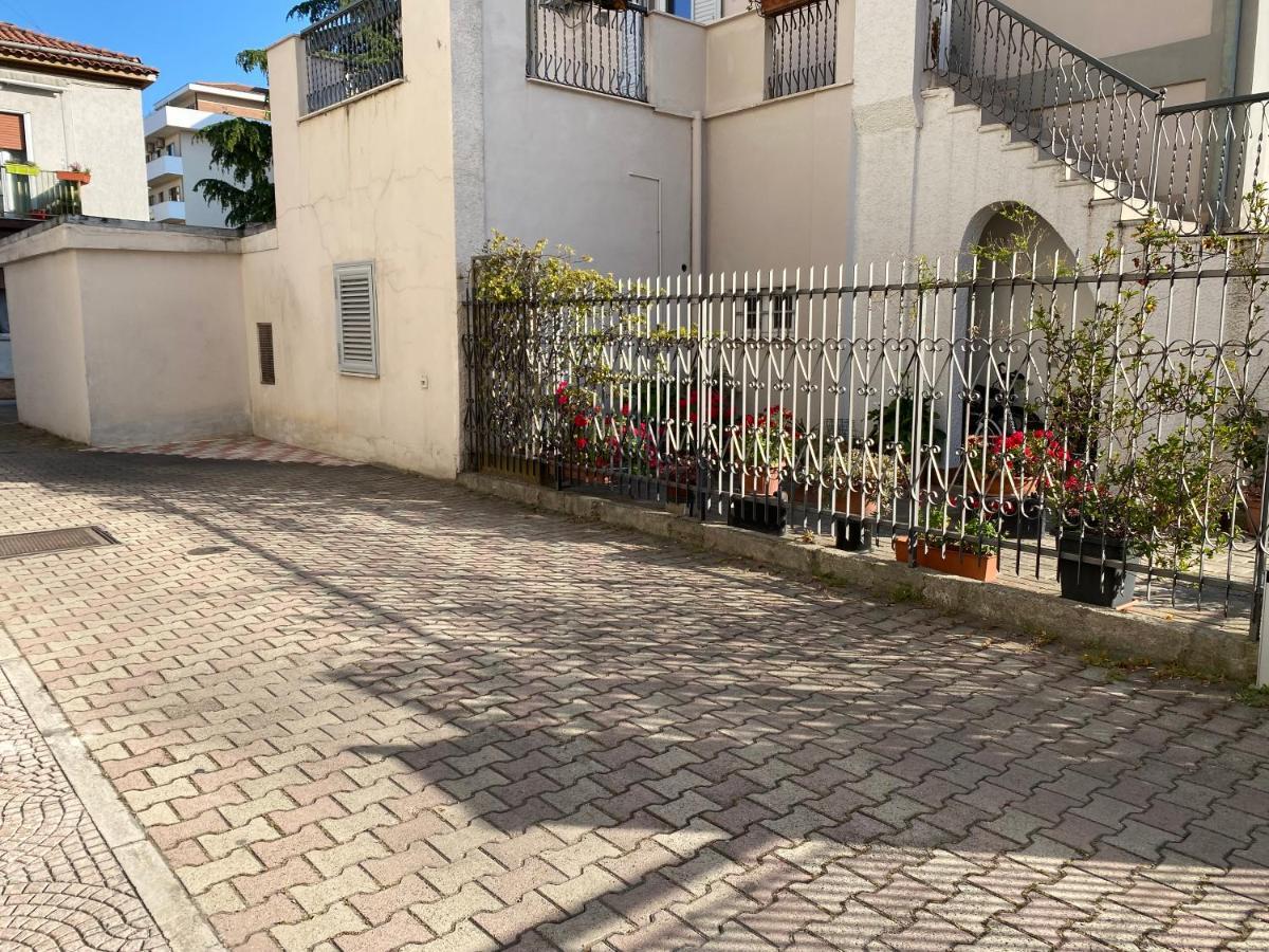 Apartament Westhouse Pescara Zewnętrze zdjęcie